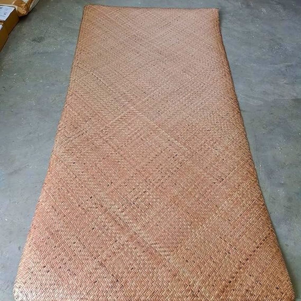 “Close-up of Handwoven Rattan Sheetal Pati – Natural Madur Mat Weaving Design by Basanti Bedding Store”
